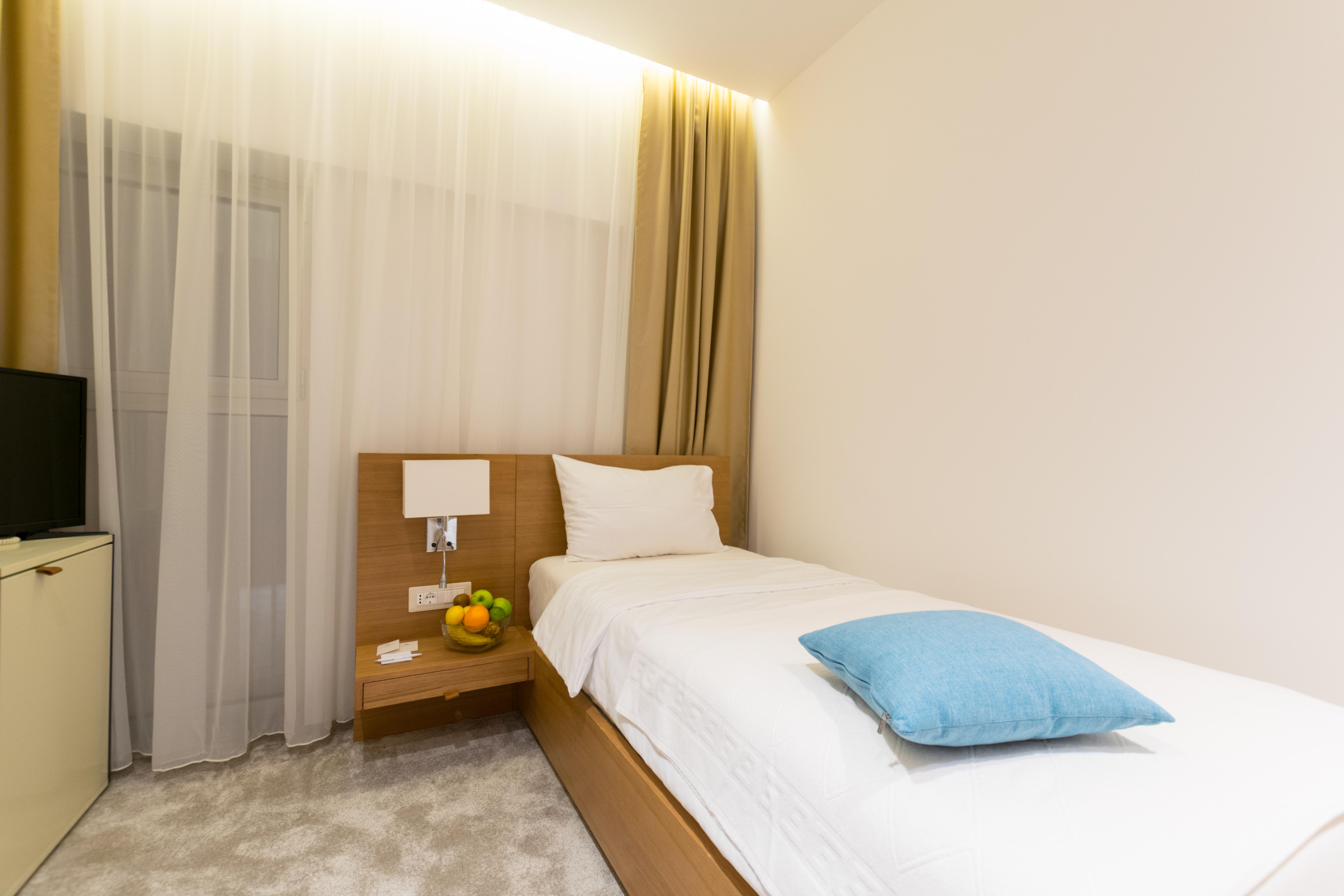 Hotel Harmonia By Dukley Budua Esterno foto