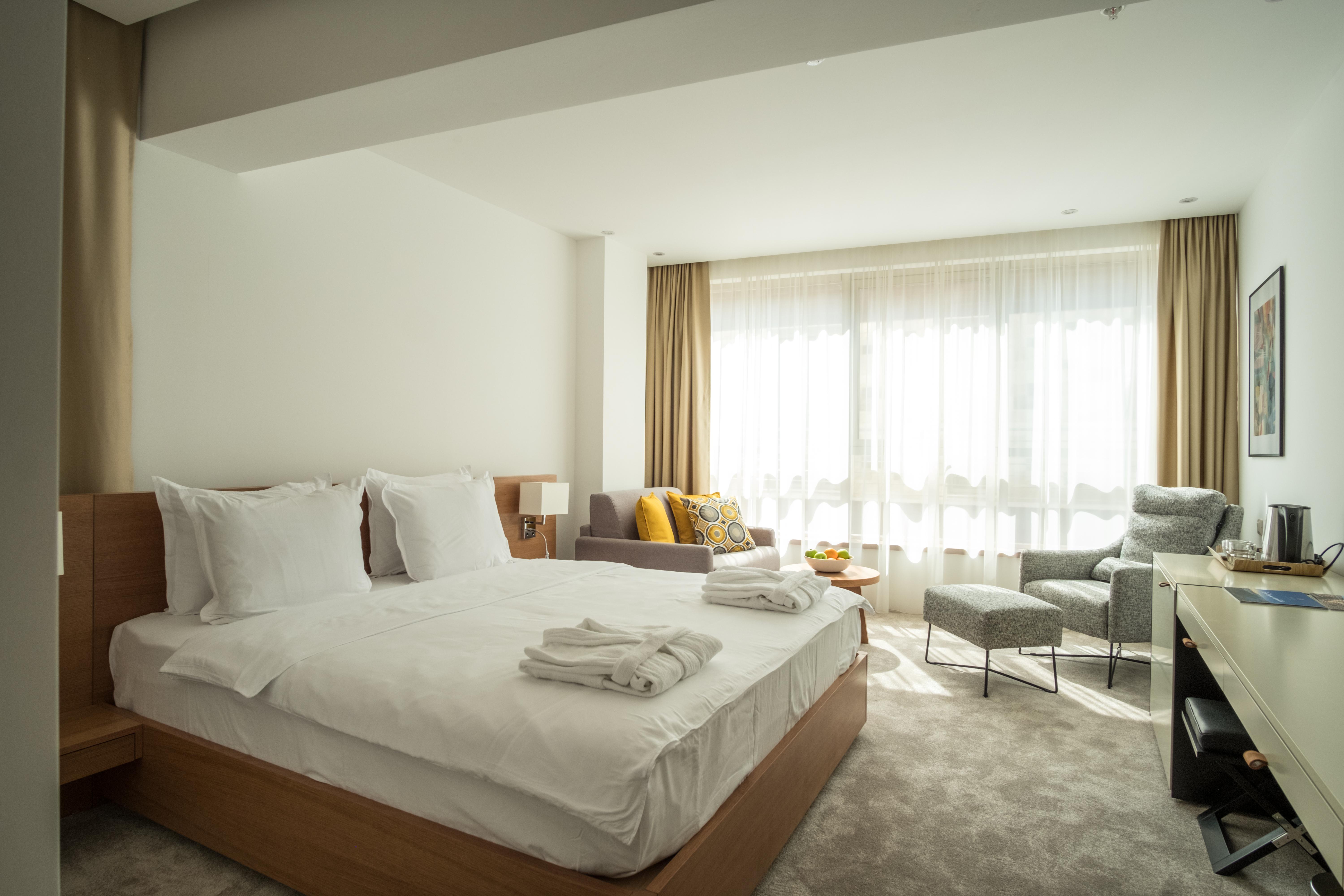 Hotel Harmonia By Dukley Budua Esterno foto